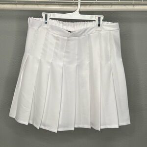 Pleated Tennis Style Skirt